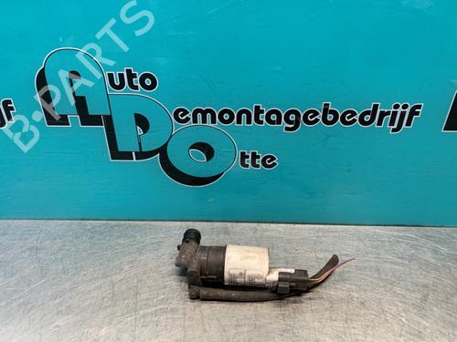 Used Washer pump OPEL VIVARO A Van (X83) 1.9 DTI (F7) (101 hp) 19629033