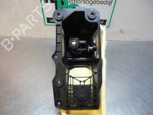 Gear lever RENAULT MEGANE III Grandtour (KZ0/1) 1.5 dCi (KZ0C, KZ1A) | BP19610848M90 