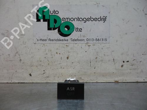 Used Switch VW CADDY III Box Body/MPV (2KA, 2KH, 2CA, 2CH) 2.0 SDI (70 hp) 19600638