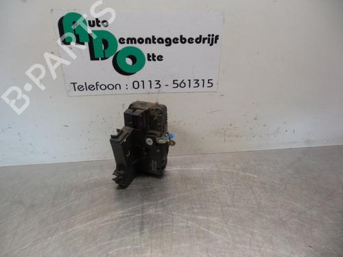 other-renault-trafic-ii-van-fl-19-dci-100-fl0c-91166230-8200008260-2001-19590726 main image