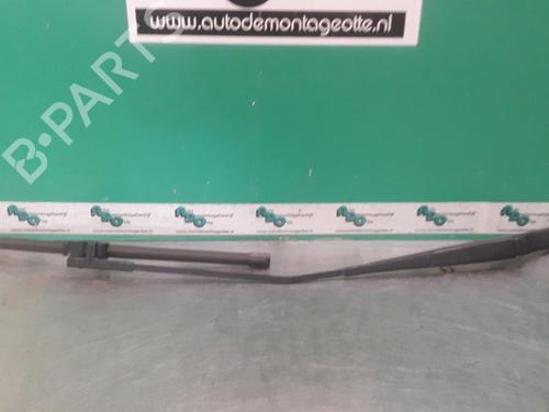 Used Front windshield wiper arm AUDI A3 (8P1) 1.6 (102 hp) 19615817