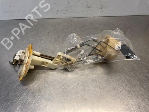 Pompe à carburant NISSAN TERRANO II (R20) 2.7 TDi 4WD (125 hp) 30891413