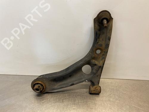 Used Left front suspension arm PEUGEOT 107 (PM_, PN_) 1.0 (68 hp) 28300059