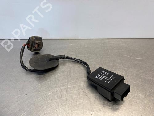 Ander VW GOLF V (1K1) 2.0 FSI (150 hp) 28300315