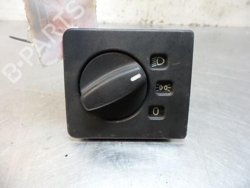 Used Headlight switch PEUGEOT BOXER Van (230L) 2.0 i (109 hp) 19584645
