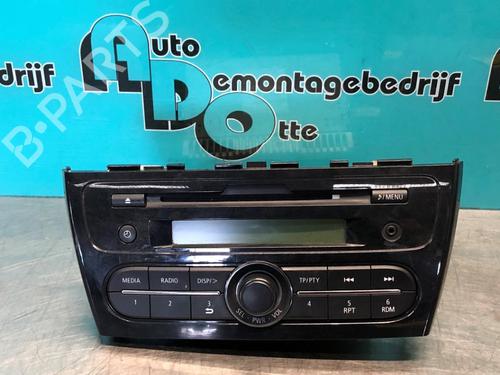 Radio MITSUBISHI MIRAGE / SPACE STAR VI Hatchback (A0_A) 1.0 (A05A) (71 hp) 28297441
