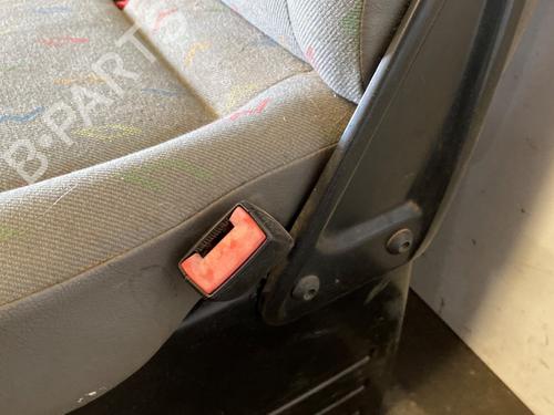 Right front seat VW TRANSPORTER T5 Van (7HA, 7HH, 7EA, 7EH) 1.9 TDI | BP39647819C16 - Image 8