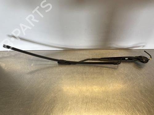 Used Front windshield wiper arm Front windshield wiper arm 37516454 37516454
