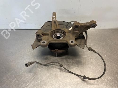 Used Left front steering knuckle CHEVROLET AVEO Saloon (T300) 1.2 (86 hp) 30167759