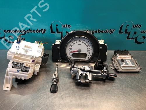 Used Switch OPEL AGILA B (H08) 1.2 (F68) (94 hp) 28299329