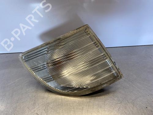 Used Right front indicator Right front indicator 37439057 37439057
