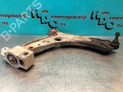 Used Left front suspension arm VW GOLF VI (5K1) 2.0 TDI (110 hp) 25601225