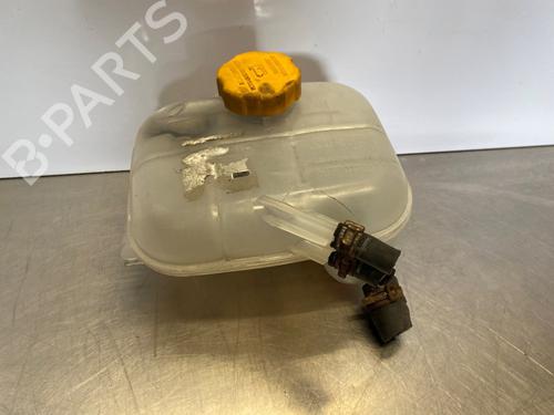 Used Expansion tank Expansion tank 37690839 37690839