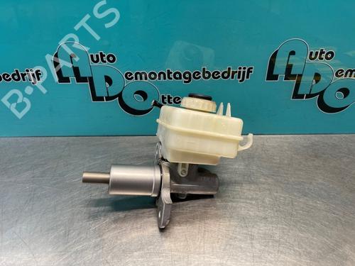 Used Brake master cylinder BMW 5 (E60) 525 i (218 hp) 20719653