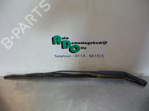 Used Front windshield wiper arm OPEL MERIVA A MPV (X03) 1.6 (E75) (87 hp) 19595615