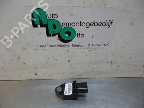 Used Electronic module TOYOTA COROLLA Verso (ZER_, ZZE12_, R1_) 1.8 (ZNR11_, ZNR11R) (129 hp) 19598982