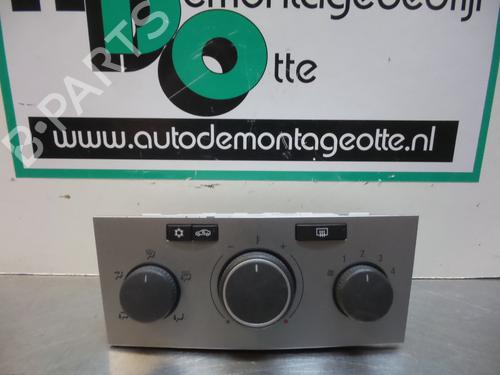 AC Styreenhet / Manøvreringsenhet OPEL ASTRA H (A04) 1.6 (L48) (105 hp) 19606179