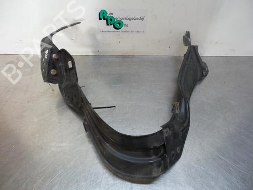 Used Right headlight support Right headlight support 19598137 19598137