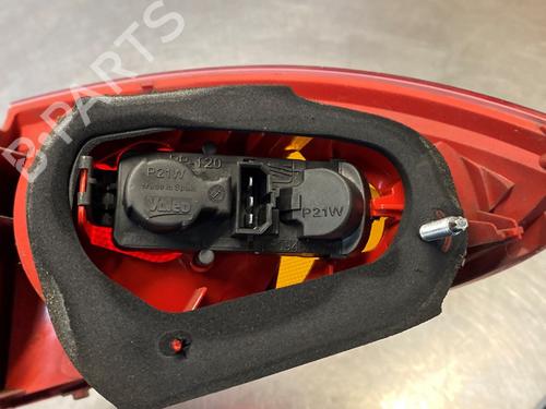 Left taillight SEAT LEON (1P1) 1.8 TSI | BP40050367C34 - Image 3