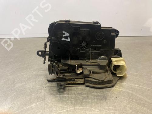 Venstre foran lås BMW 3 (E90) 318 i (143 hp) 33115982