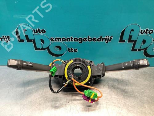 Used Steering column stalk VOLVO V70 II (285) 2.4 (140 hp) 28298208