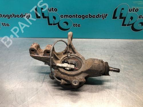 Used Right front steering knuckle PEUGEOT 307 CC (3B) 2.0 16V (136 hp) 28297913