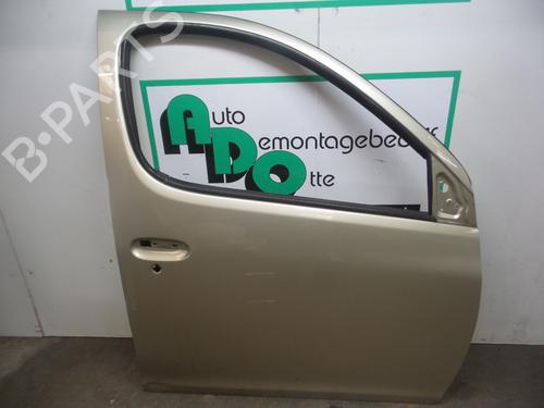 Used Right front door TOYOTA YARIS VERSO (_P2_) 1.5 (NCP21_) (106 hp) 19606975