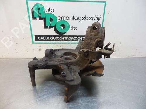 Used Left front steering knuckle VW POLO (9N_, 9A_) 1.4 TDI (70 hp) 19612867