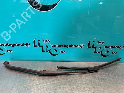 Used Front windshield wiper arm MITSUBISHI OUTLANDER I (CU_W) 2.0 (CU2W) (136 hp) 19626194
