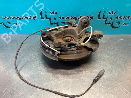 Used Right rear steering knuckle BMW 3 (E90) 318 i (129 hp) 28305709