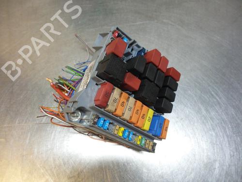 Used Fuse box Fuse box ALFA ROMEO MITO (955_) 1.3 MultiJet (955AXT1A) (84 hp) 19605294 19605294