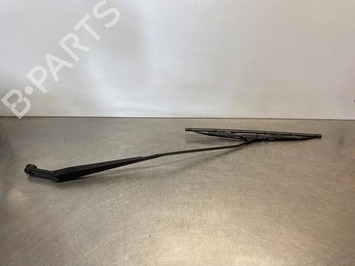 Used Front windshield wiper arm OPEL AGILA (B) (H08) 1.0 (F68) (65 hp) 27984803