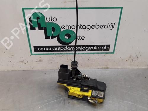 Used Rear left lock VOLVO S80 I (184) 2.4 (170 hp) 19613666