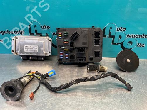 Used Switch PEUGEOT 206 Hatchback (2A/C) 1.6 16V (109 hp) 28298692