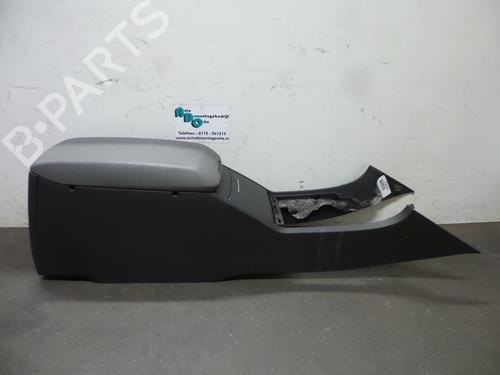 Used Armrest / Center console Armrest / Center console 19610656 19610656