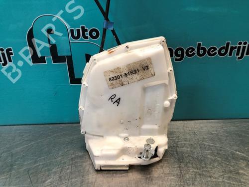 Used Rear right lock OPEL AGILA (B) (H08) 1.2 (F68) (94 hp) 28299168