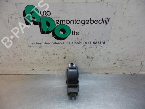 Used Switch NISSAN PRIMERA (P12) 1.8 (115 hp) 19601733