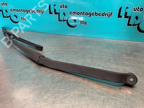 Front windshield wiper arm MITSUBISHI OUTLANDER I (CU_W) 2.0 (CU2W) | BP19626194C143 