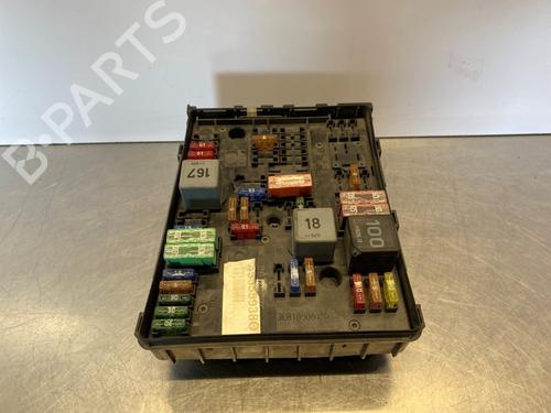 Used Fuse box Fuse box 36805950 36805950