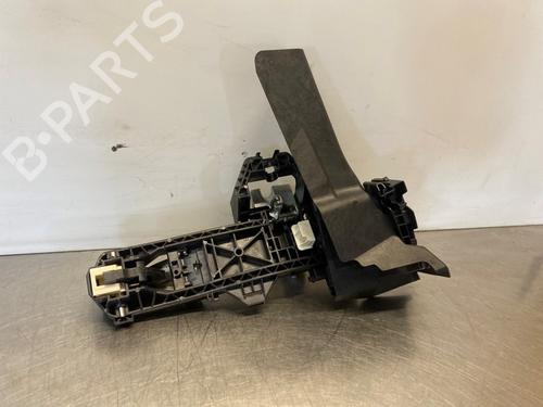 Front left exterior door handle MERCEDES-BENZ C-CLASS (W204) C 200 Kompressor (204.041) | BP28300690C128