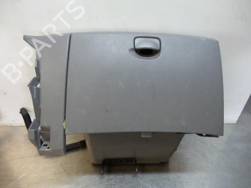 Vano posta oggetti Vano posta oggetti RENAULT GRAND SCÉNIC II (JM0/1_) 2.0 (135 hp) 19596258 19596258