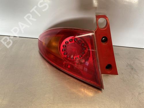 Used Left taillight Left taillight 37435536 37435536