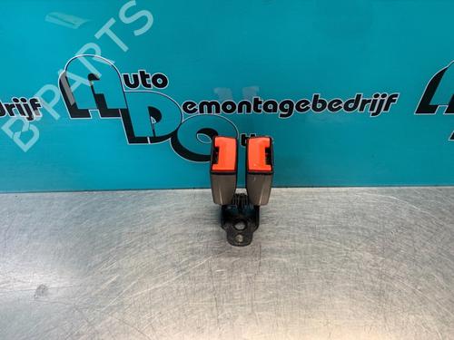 Used Seat buckle FORD FOCUS II Turnier (DA_, FFS, DS) 1.6 (100 hp) 19624612