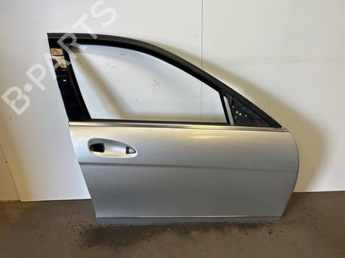 Used Right front door MERCEDES-BENZ C-CLASS (W204) C 200 Kompressor (204.041) (184 hp) 28300665