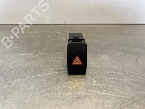 Used Warning switch Warning switch KIA RIO III (UB) 1.25 CVVT (86 hp) 33796911 33796911