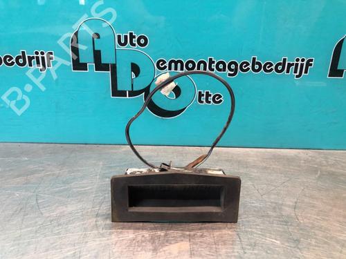 Used Tailgate handle OPEL ASTRA H (A04) 1.6 (L48) (105 hp) 20719683