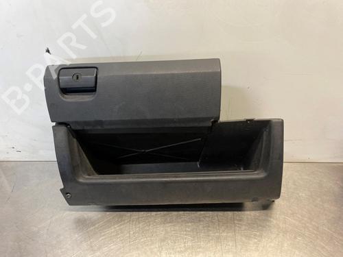 Guantera BMW 3 Compact (E36) 316 i (105 hp) 30960296