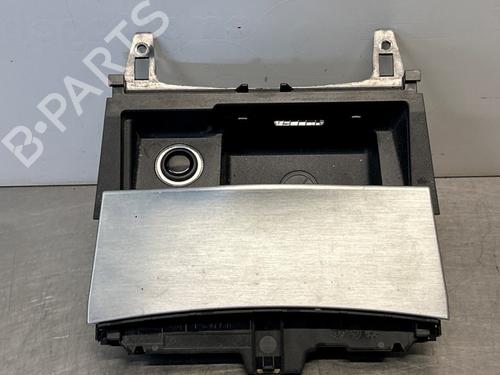 Used Ashtray MERCEDES-BENZ C-CLASS (W204) C 200 Kompressor (204.041) (184 hp) 29056505
