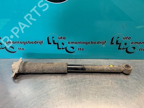 Used Right rear shock absorber Right rear shock absorber VW GOLF VII (5G1, BQ1, BE1, BE2) 1.2 TSI (86 hp) 19627964 19627964