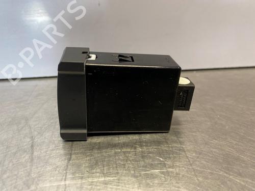 Switch HYUNDAI i30 Estate (FD) 1.6 | BP38681075I30 - Image 2